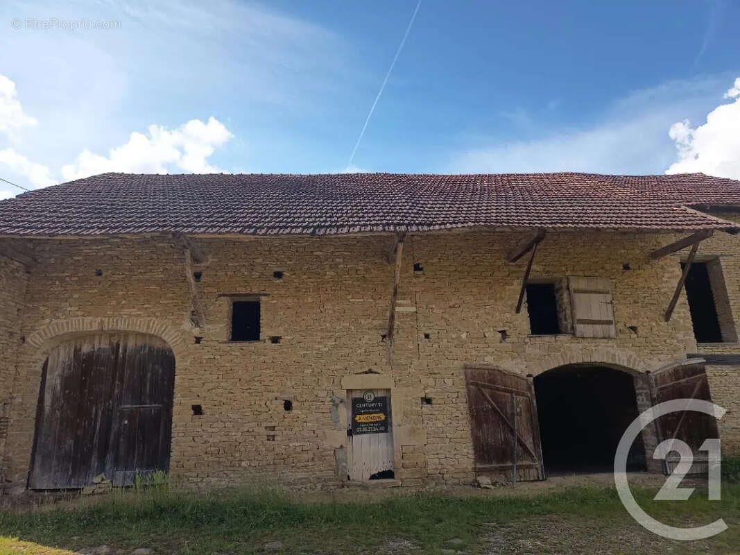 Maison à FONTENAY-PRES-VEZELAY