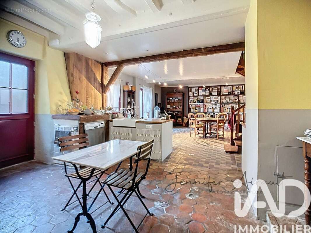 Photo 7 - Maison à MONTEREAU-FAULT-YONNE