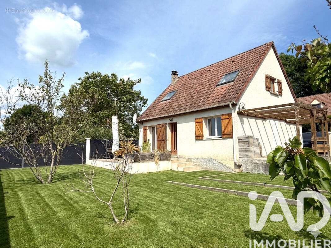 Photo 1 - Maison à VILLIERS-SAINT-FREDERIC
