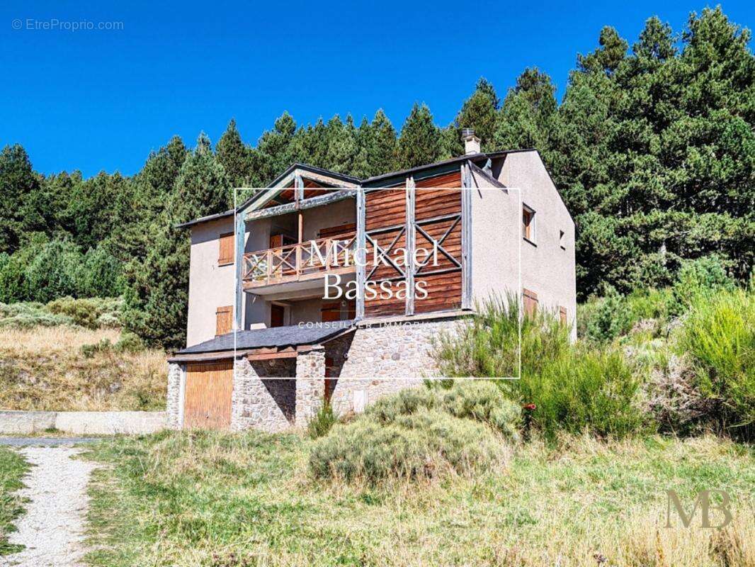 Maison à LES ANGLES