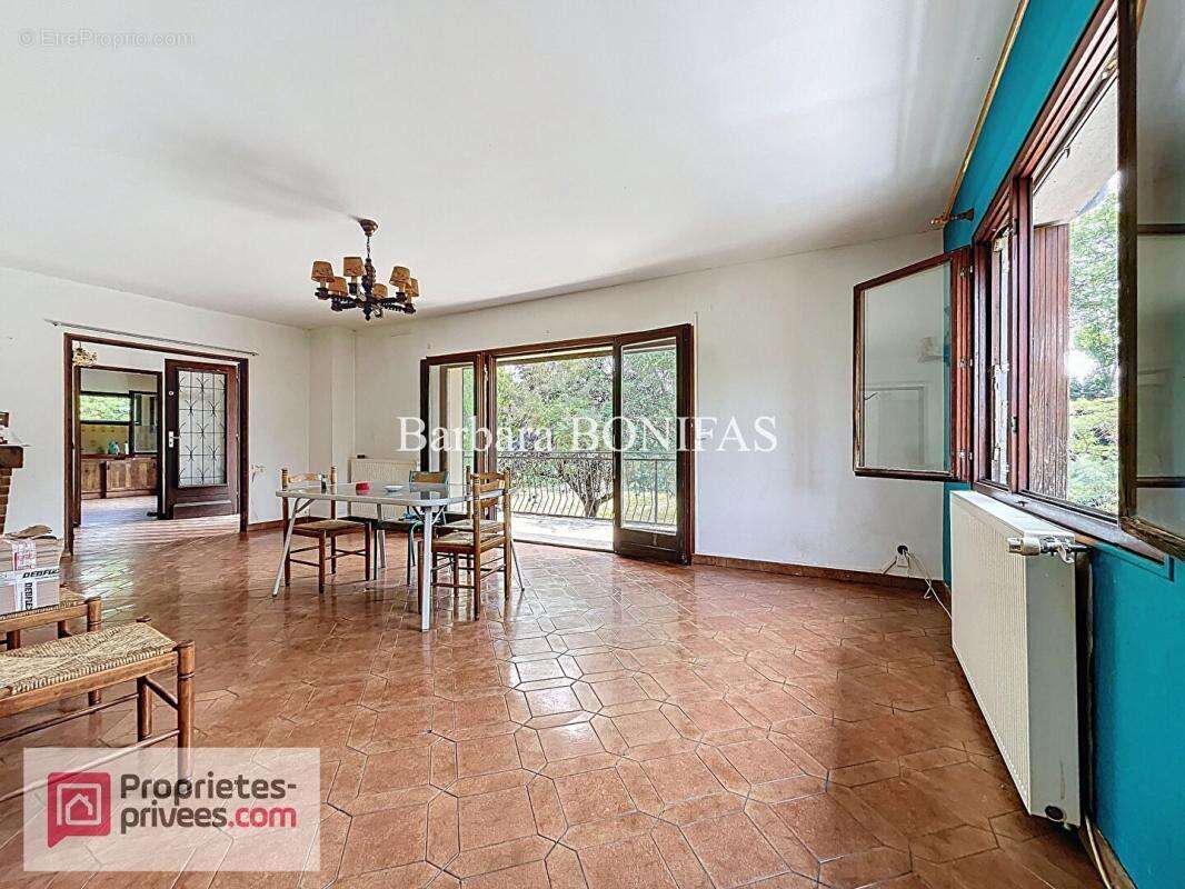 Maison Saint Sulpice La Pointe 5 pièce(s) 124 m2 - photo 2