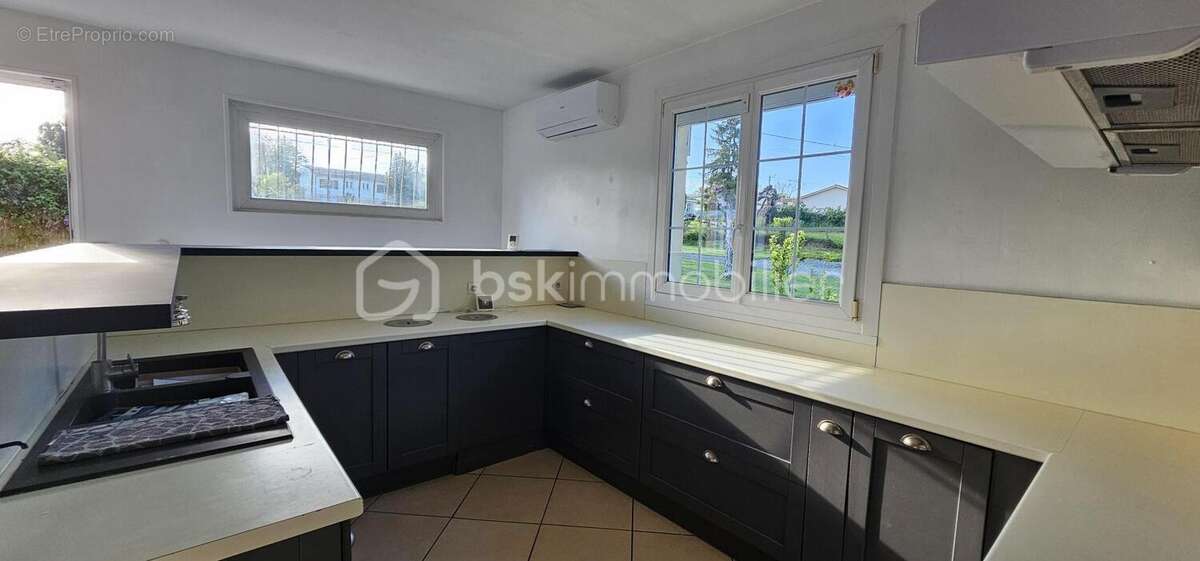 Maison à SAINT-ANDRE-DE-CUBZAC