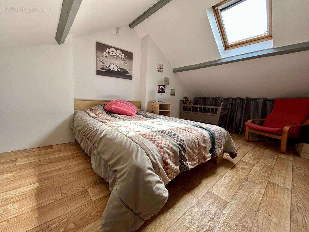 Maison à LA MONTAGNE