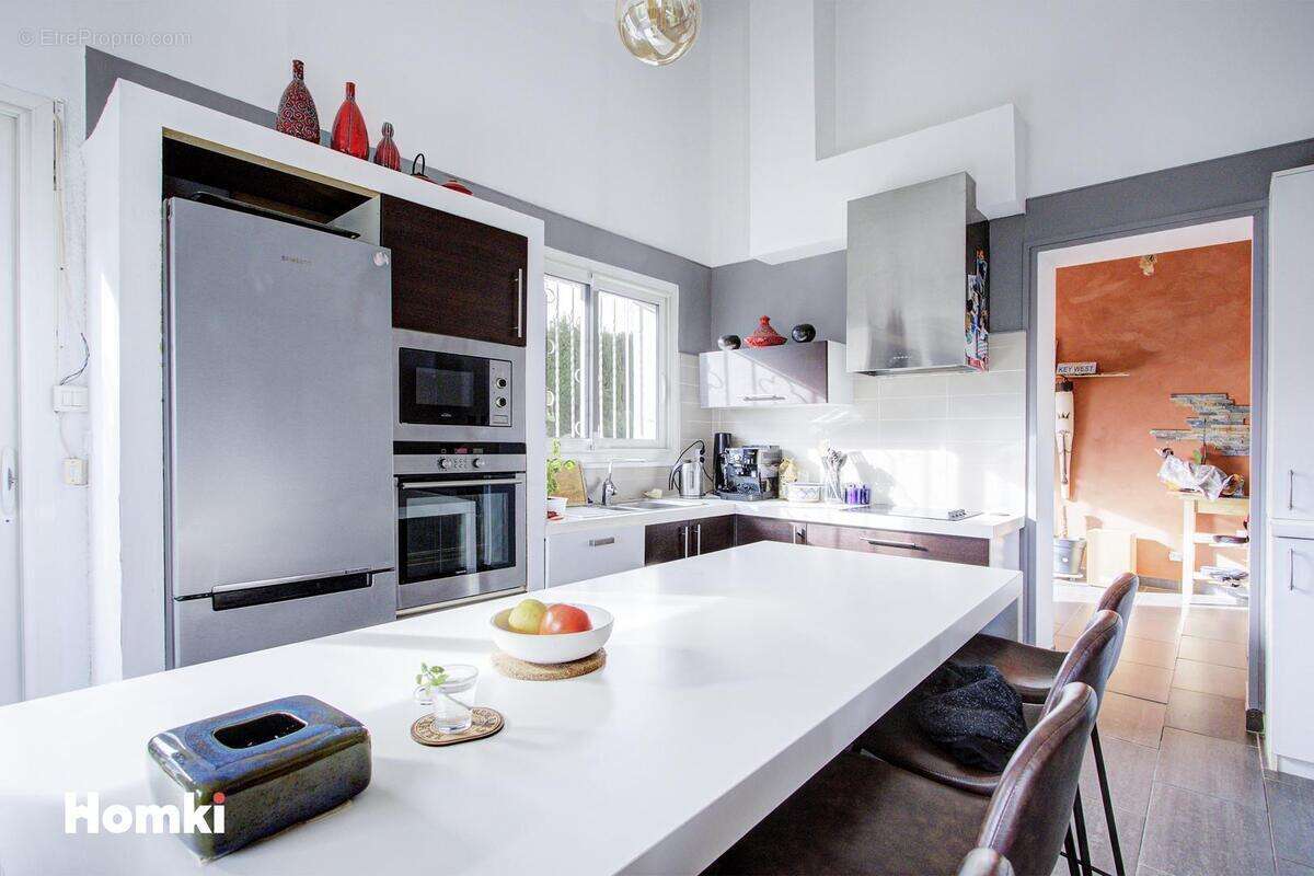 Maison à SAINT-ESTEVE