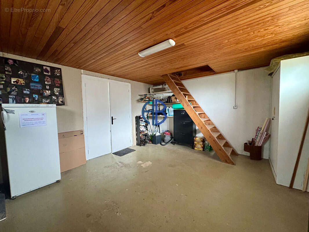 Maison à SERRIERES-DE-BRIORD