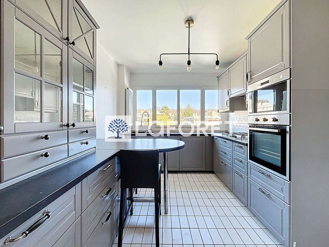 Appartement à NOISY-LE-ROI