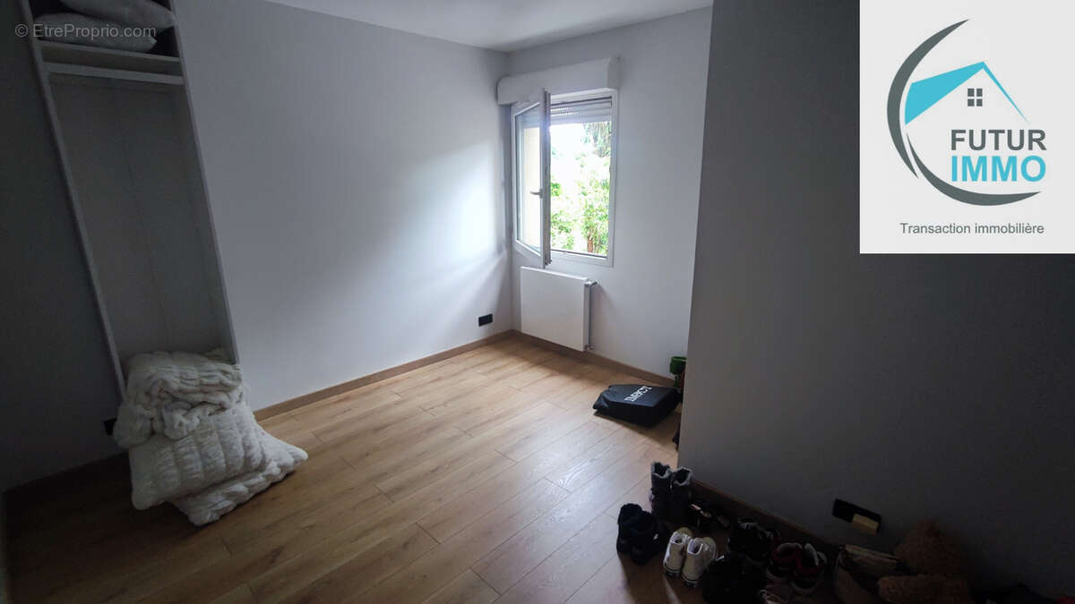 Appartement à SAINTE-SUZANNE