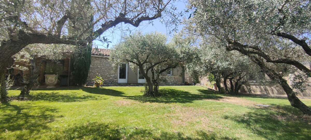 Maison à EYGALIERES