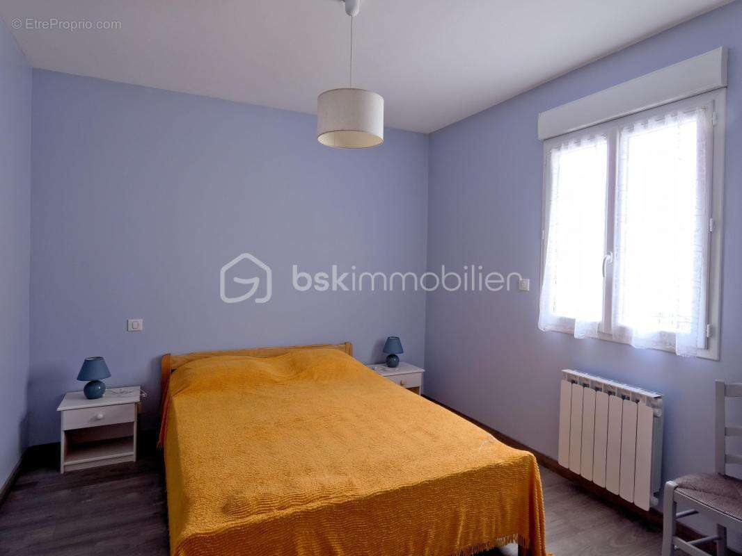 Maison à SAINT-JUST-LUZAC