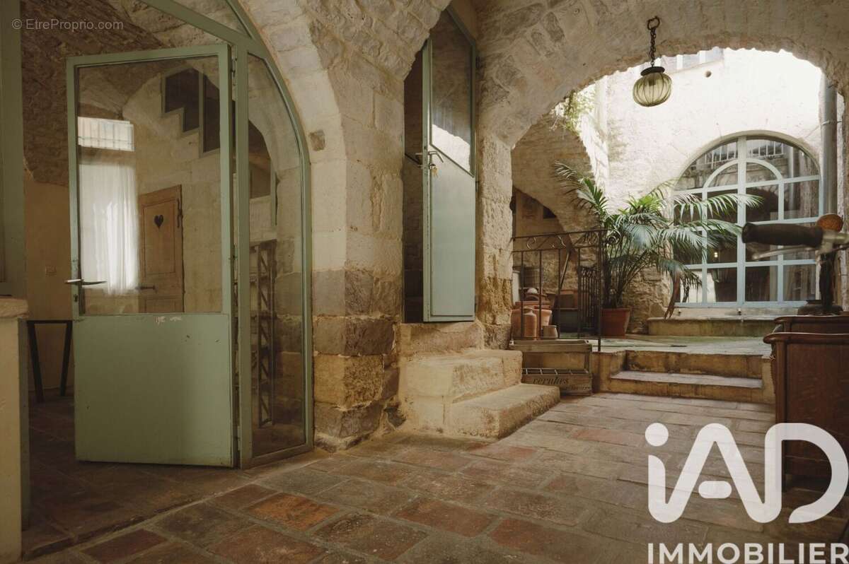 Photo 2 - Maison à CALVISSON