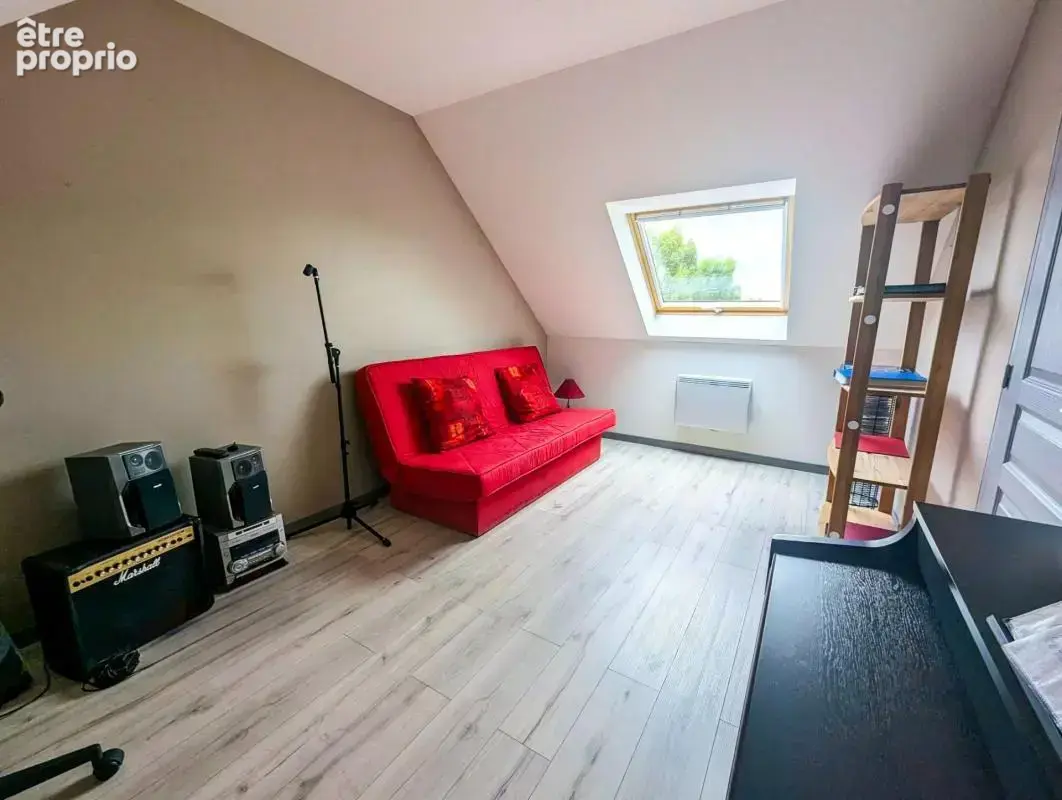 Maison de 120m² avec 4 chambres sur un terrain de 604m² - photo 10