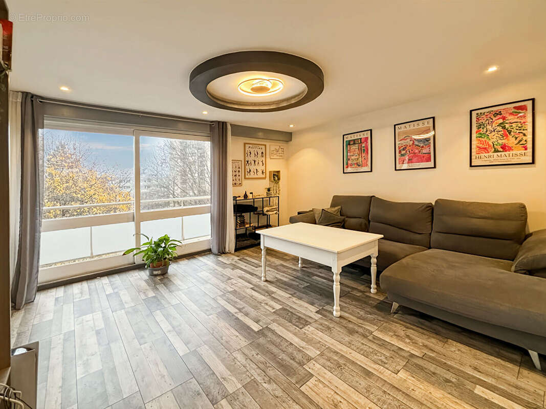 Appartement à LE MEE-SUR-SEINE