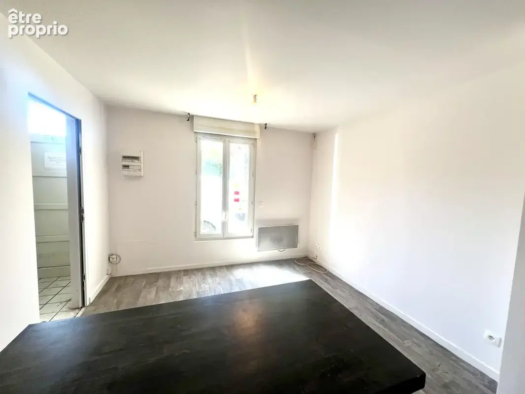 Appartement T2 avec cave et cours privative - photo 5