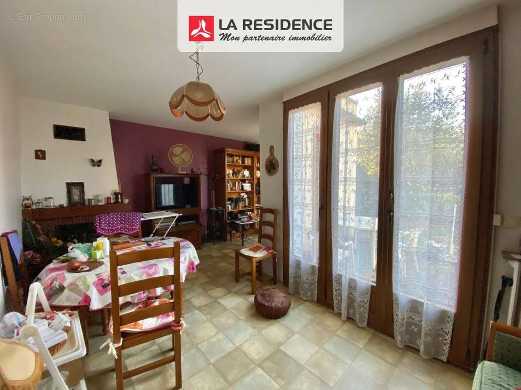 Maison à MONTIGNY-LES-CORMEILLES