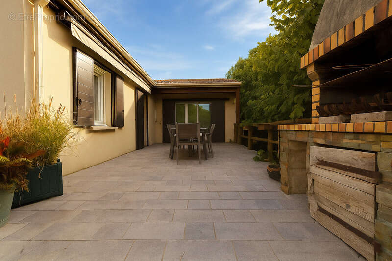 Maison à SAINT-GEORGES-LES-BAILLARGEAUX