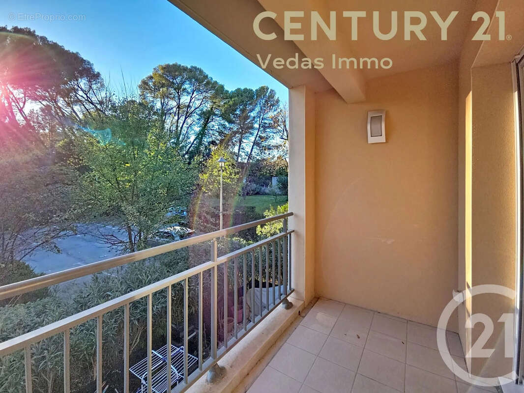 Appartement à JUVIGNAC