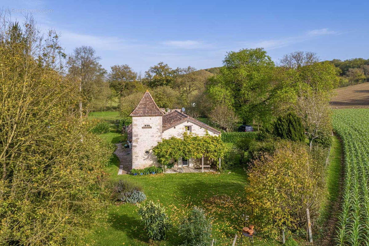 Maison à CASTILLONNES