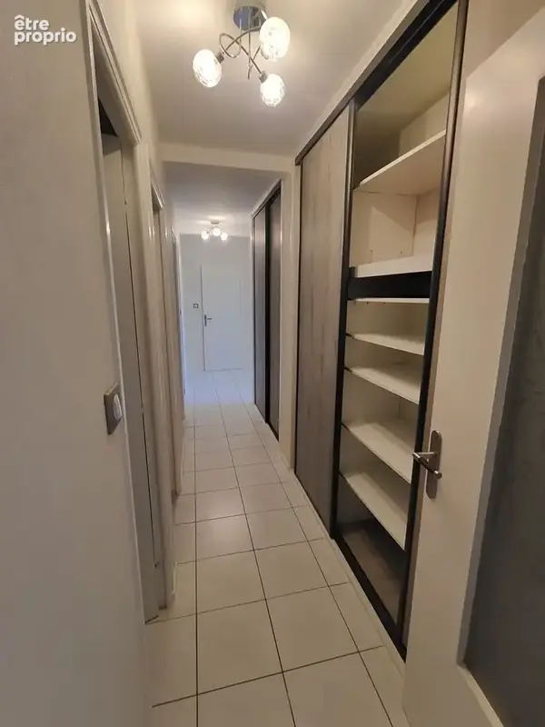 Appartement t5 brest proche tramway rives de penfeld - 3 chambres - loggia - parking  couvert securise - photo 9