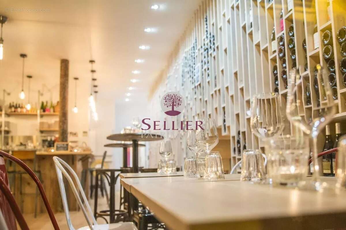 Commerce à PARIS-10E