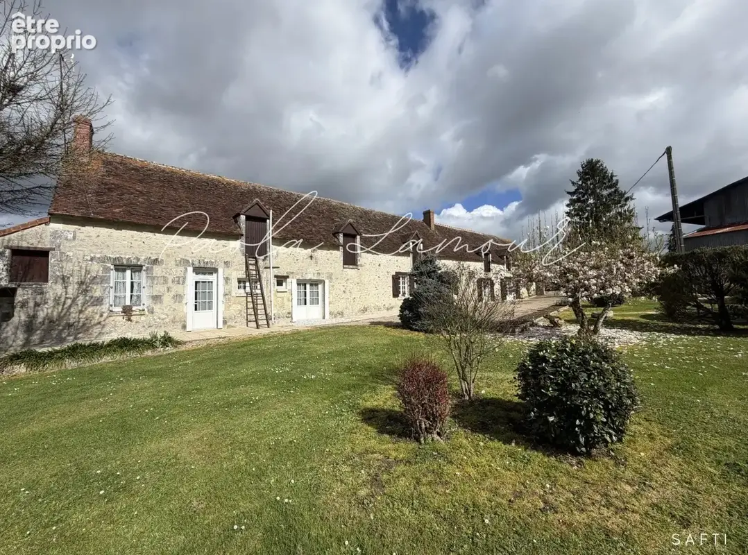 Photo 1 - Maison à FERRIERE-LARCON