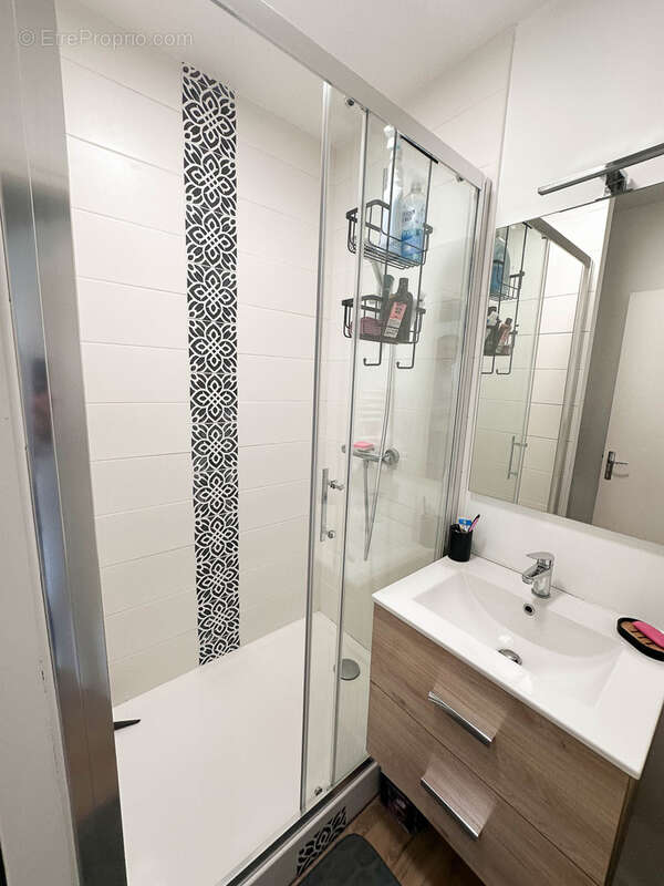 Appartement meublé en plein centre-ville - photo 3