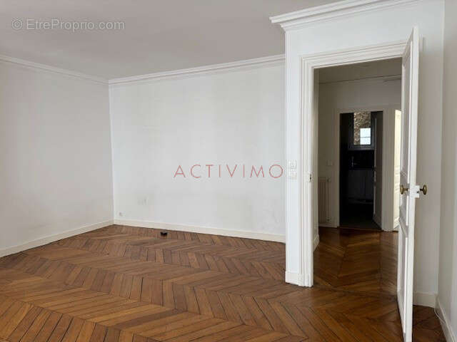 Appartement à PARIS-9E