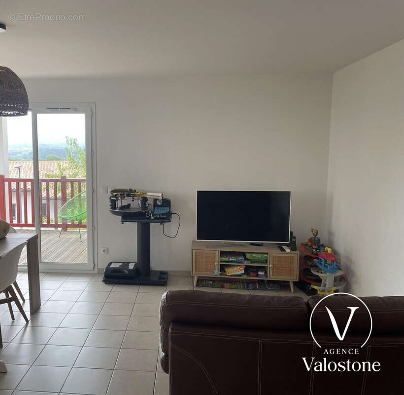 Appartement 61 m² à Villefranque  - photo 6