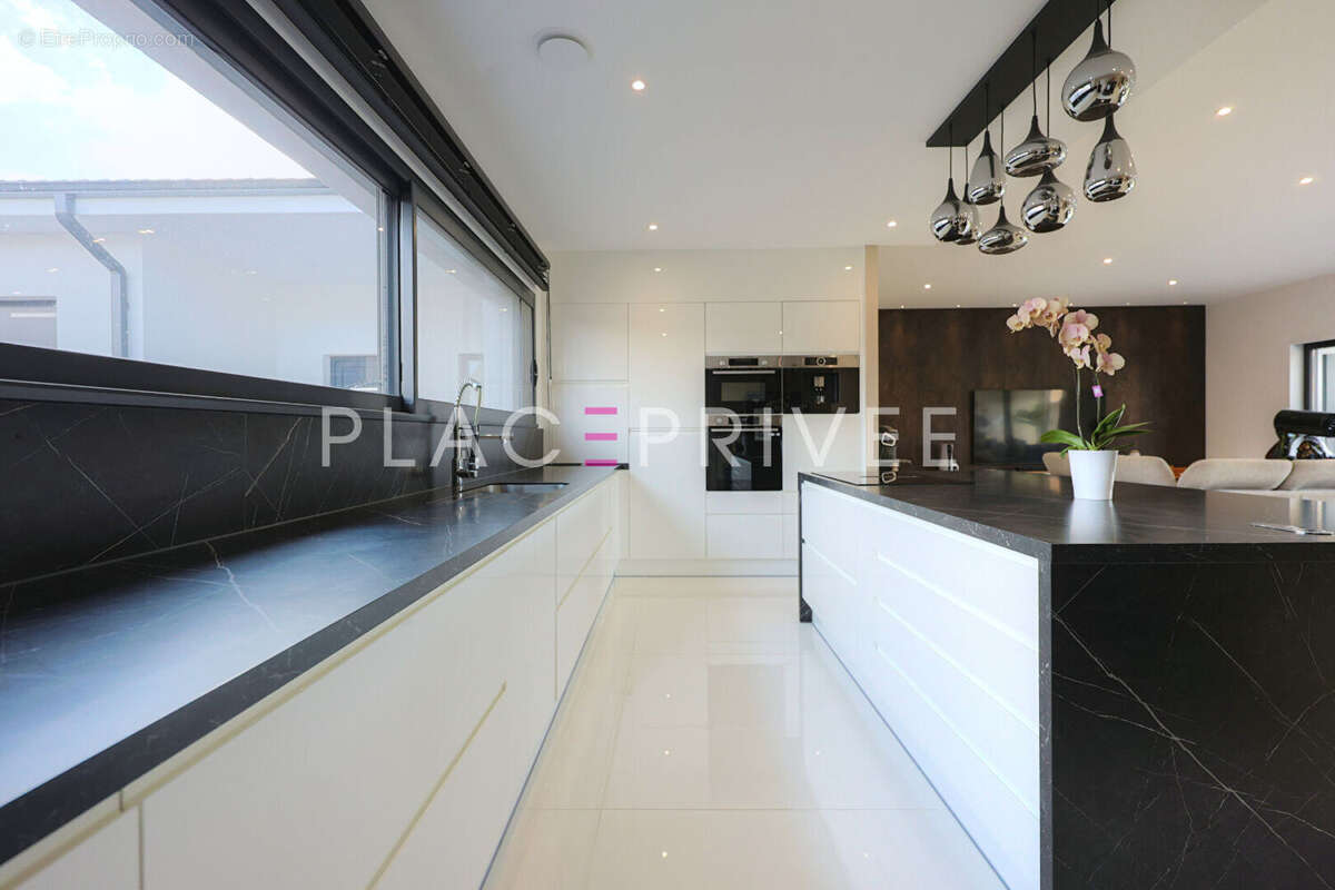 Maison à SAINT-LEONARD