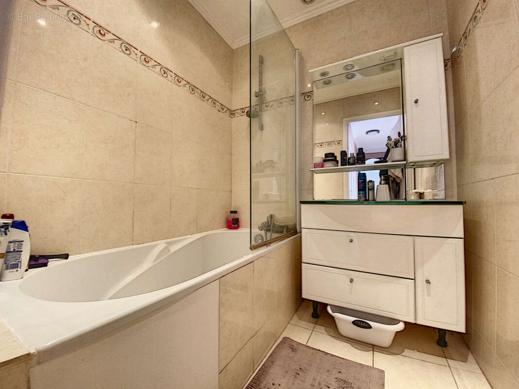 Appartement à CAGNES-SUR-MER