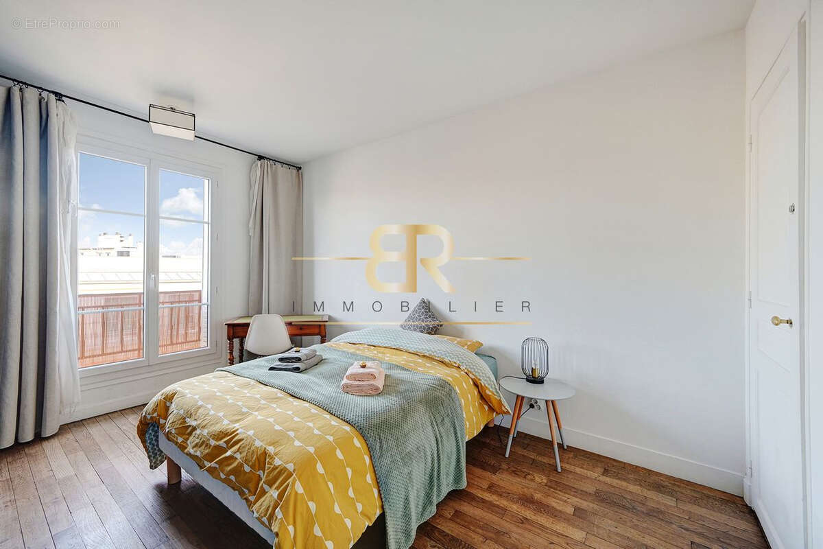 Appartement à ISSY-LES-MOULINEAUX