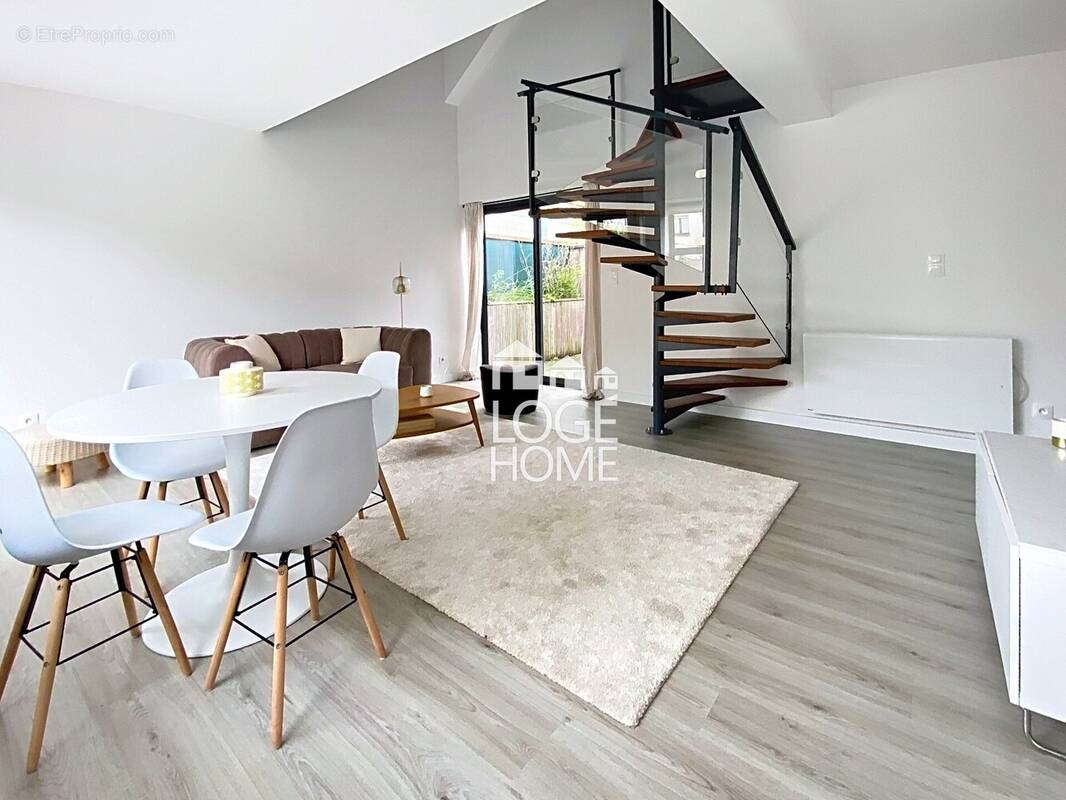 Appartement à CROIX
