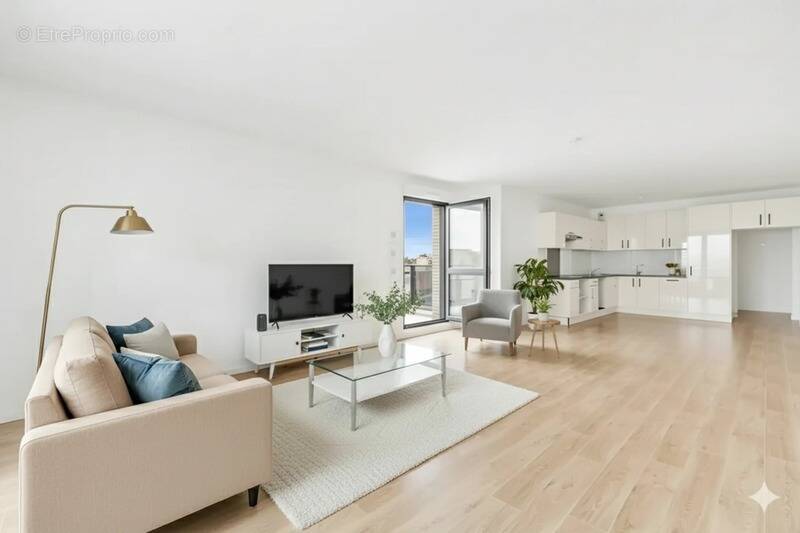 Appartement à AUBERVILLIERS
