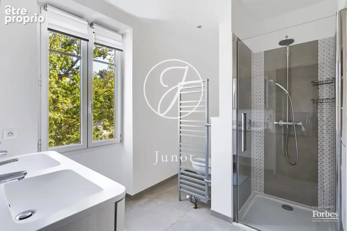 Le Vésinet - CENTRE / IBIS - Maison - 5 chambres - 227m² - Terrain 1298m² - photo 26