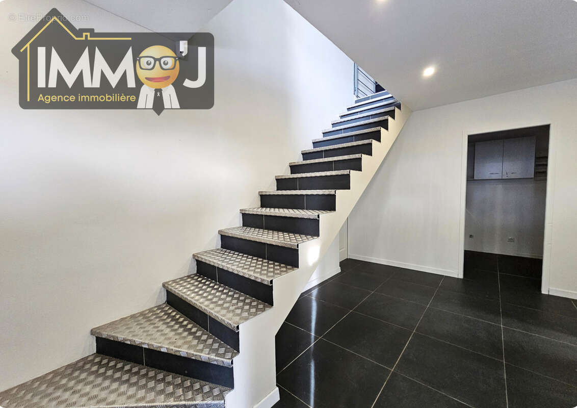 Maison à MESSEIN