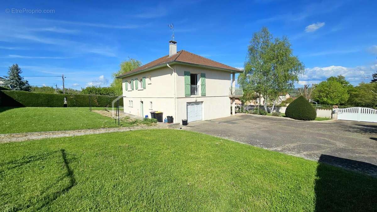 Maison à PARIGNY