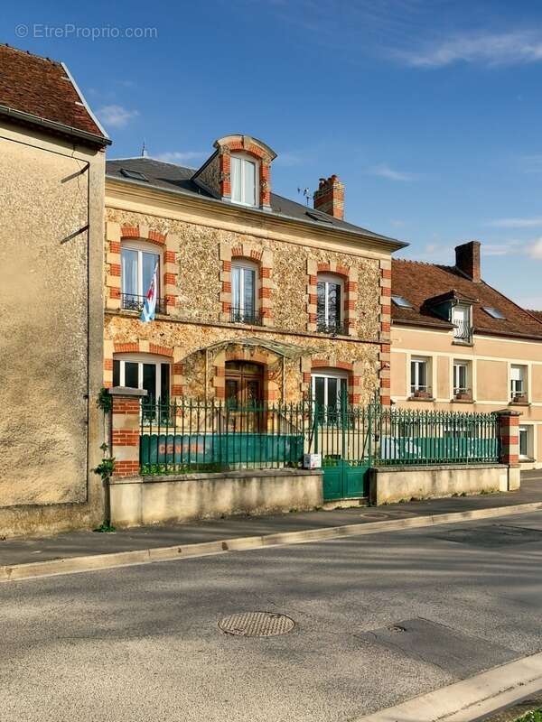 Maison à MONTMIRAIL