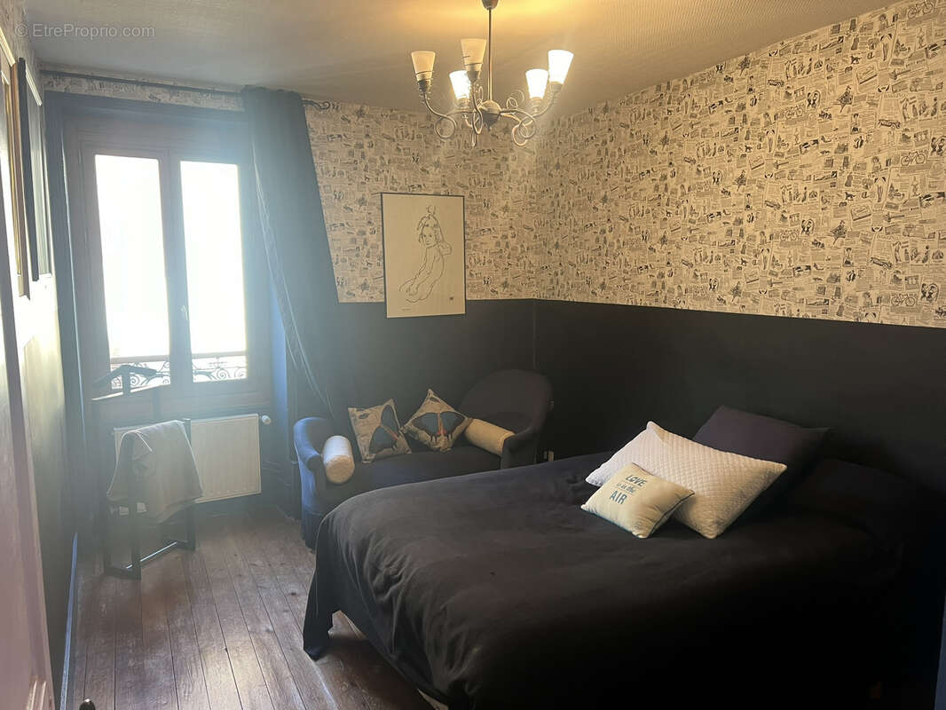 Maison à CHAROLLES