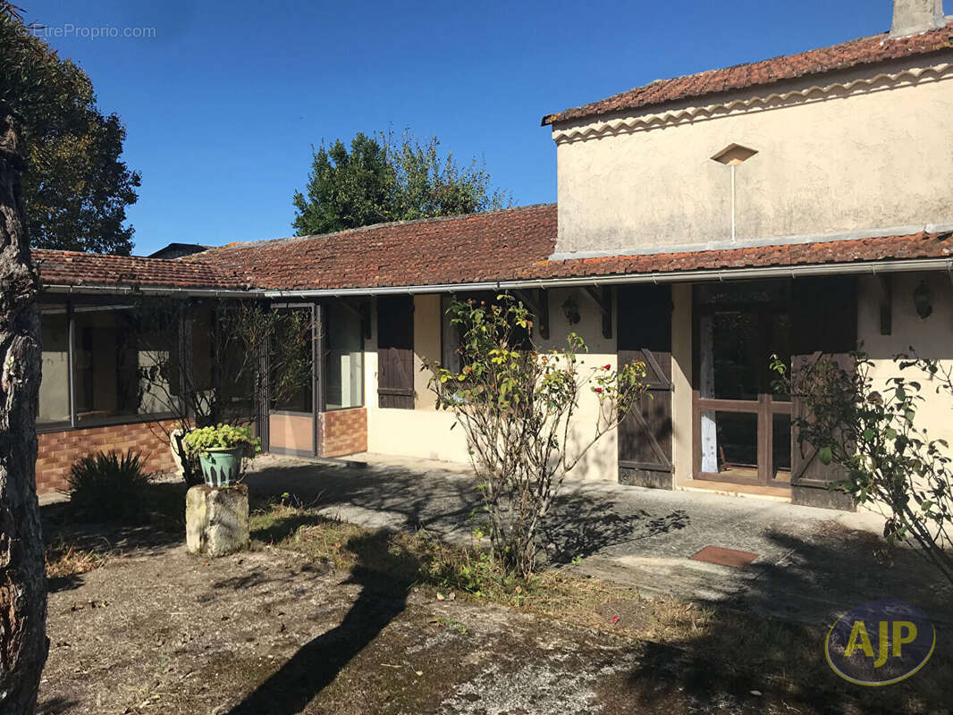 Maison à BEGADAN
