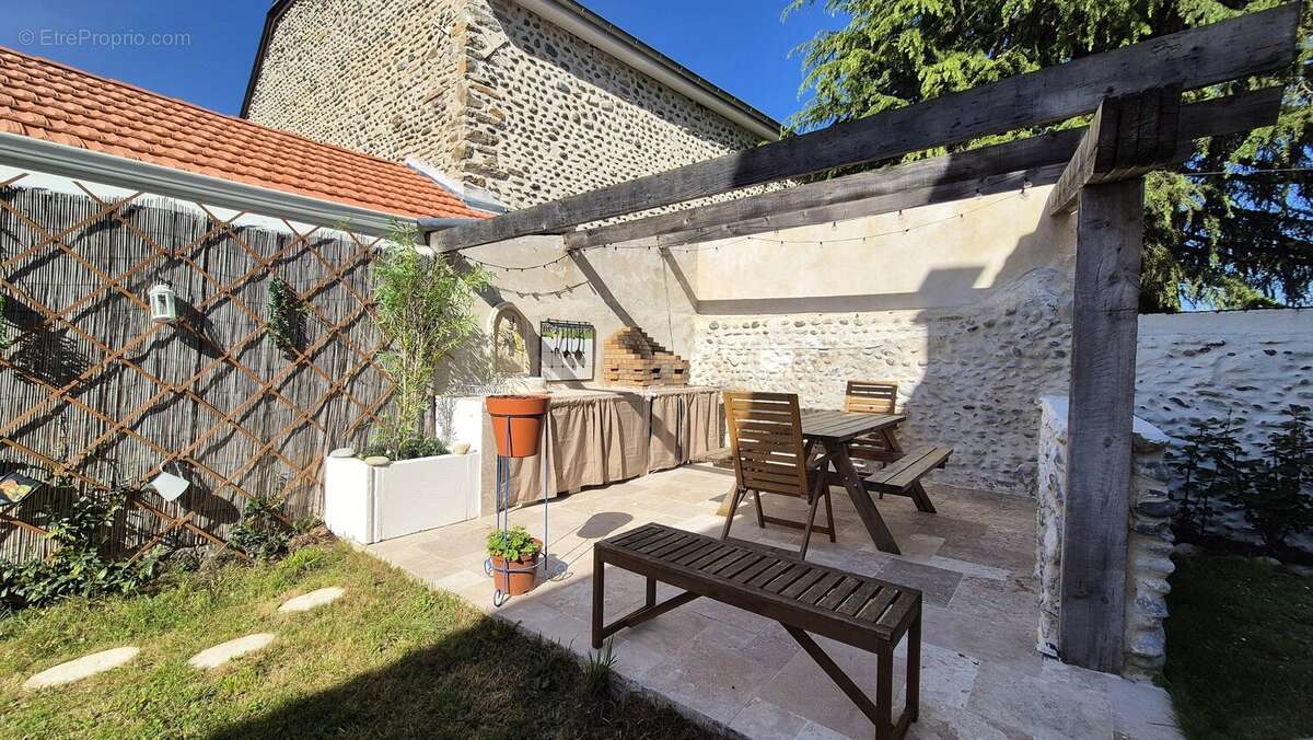 Maison à BORDES