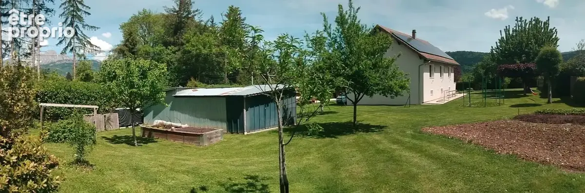 Maison 153.42m² T5 sur 2300m² Terrain clos + garage et annexes - photo 11