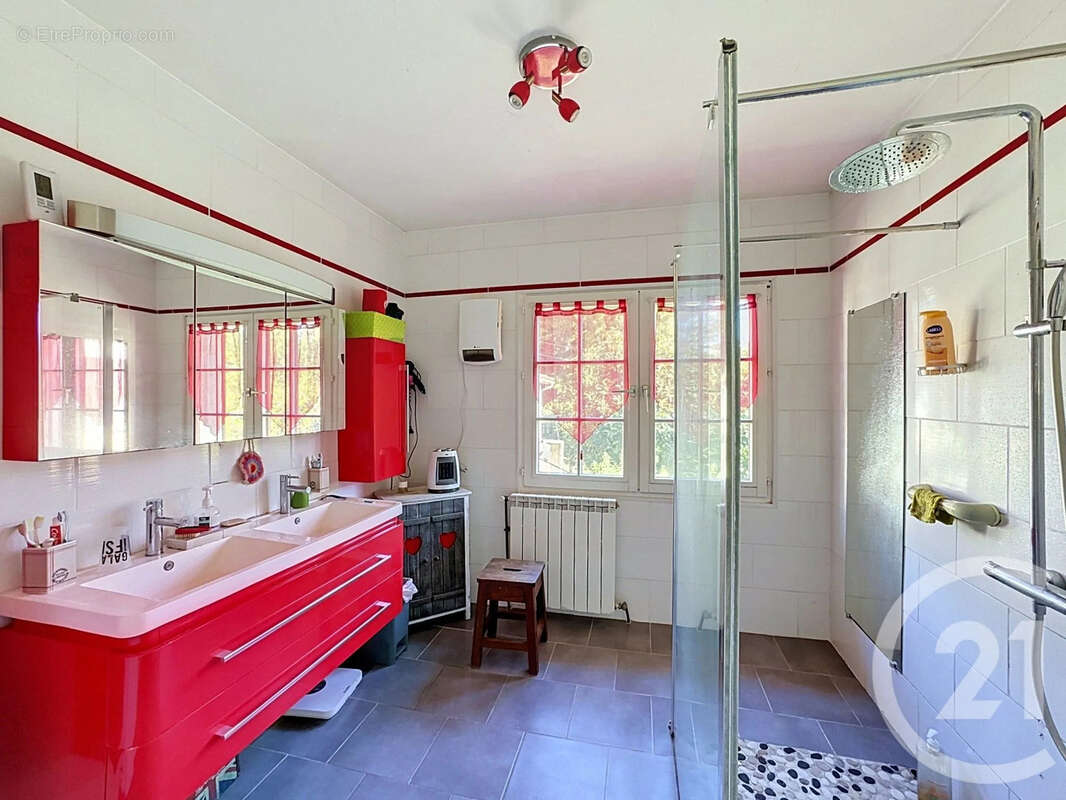 Maison 124 m² à Barran  - photo 9