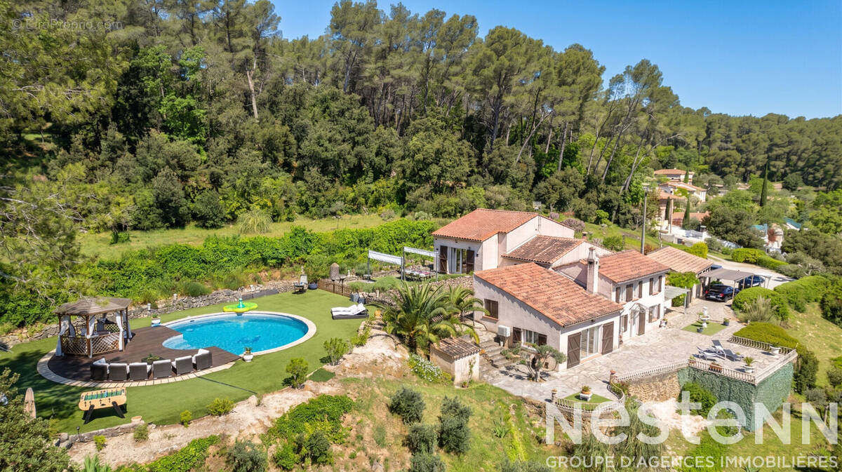 Maison à TRANS-EN-PROVENCE