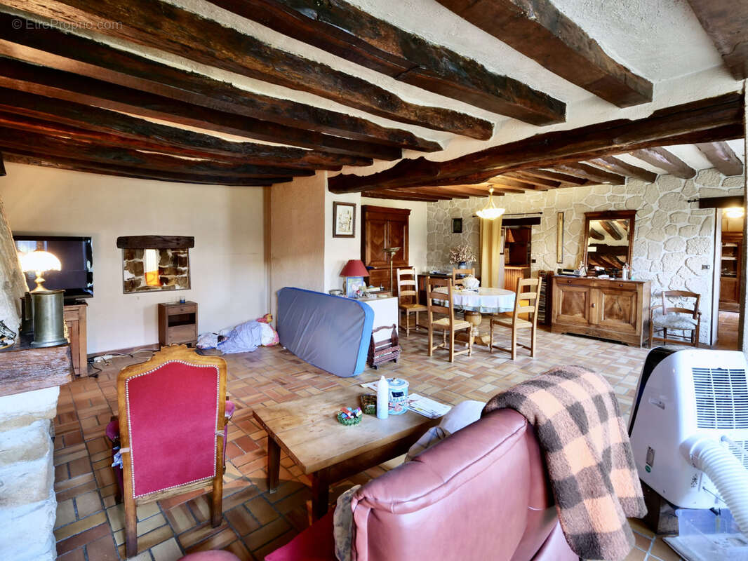 Maison à SIVRY-COURTRY