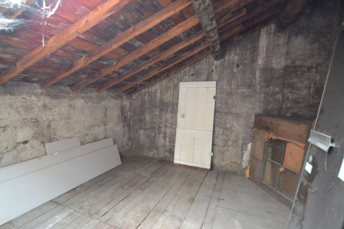 Appartement à GANNAT