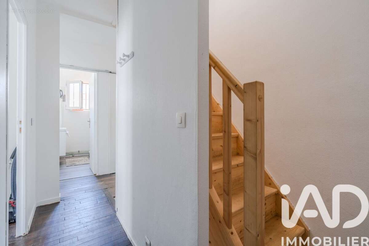 Maison 66 m² à Chessy  - photo 6