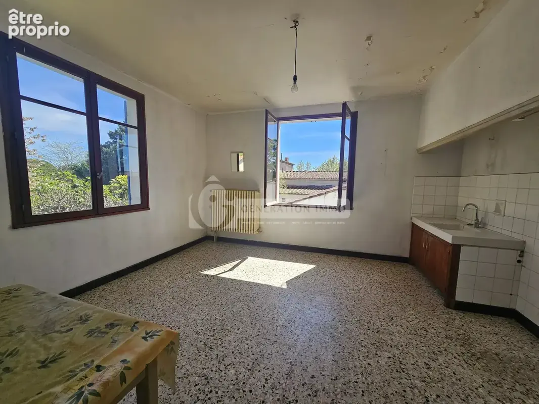 RAPHÈLE LES ARLES - Maison familiale de 226 m2 A - photo 11