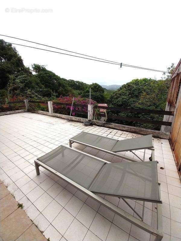 A vendre : maison t6 a redoute, fort-de-france  (97200) - photo 2