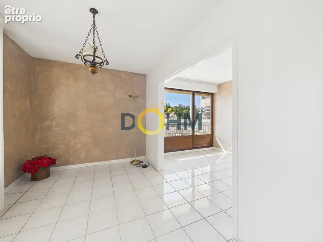 T5 110 m2 Large balcon / Garage / Ascenseur - photo 4