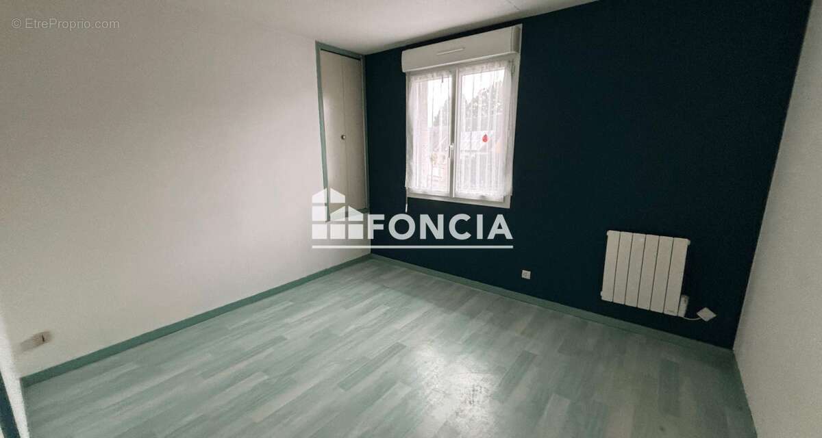 Maison à COURGENARD