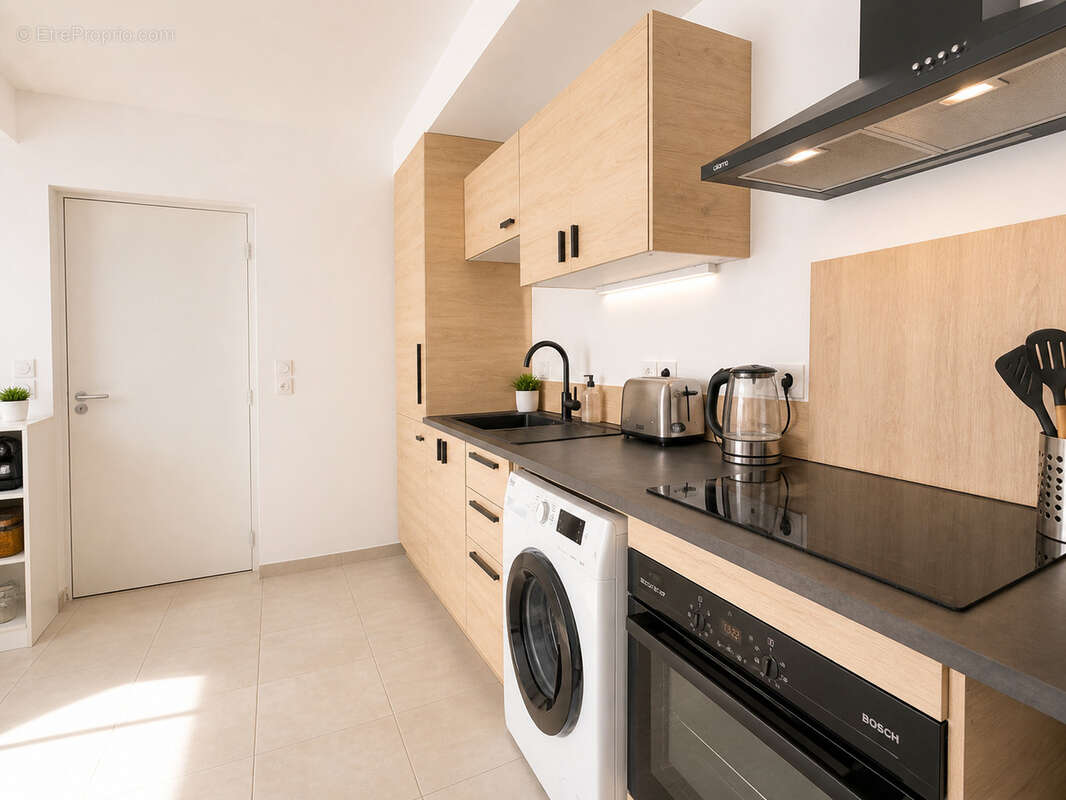 Appartement à MARSEILLE-6E
